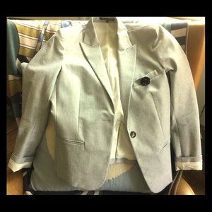 Theory vest fitted style